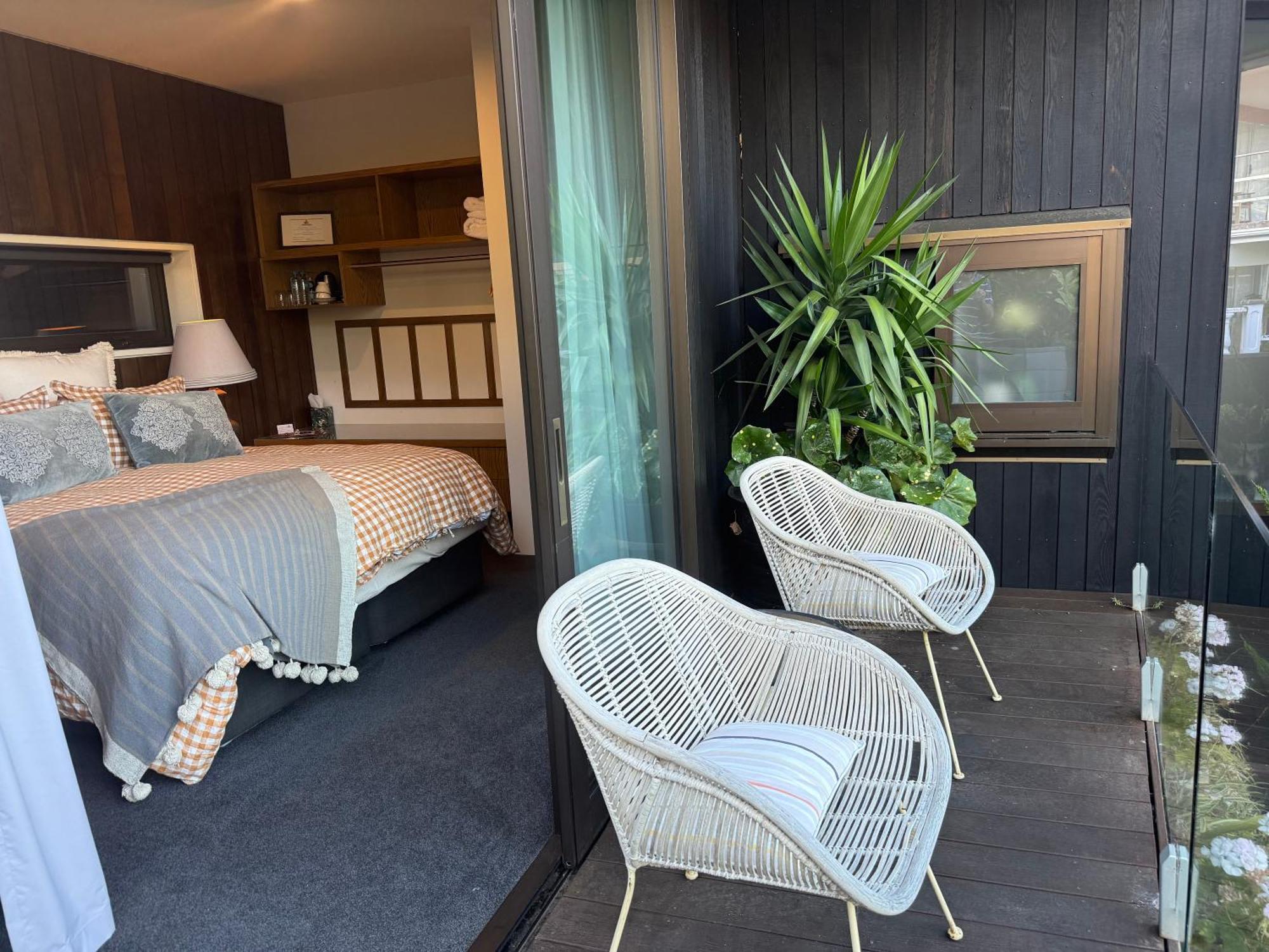 Newton Heights Bed & Breakfast 2*